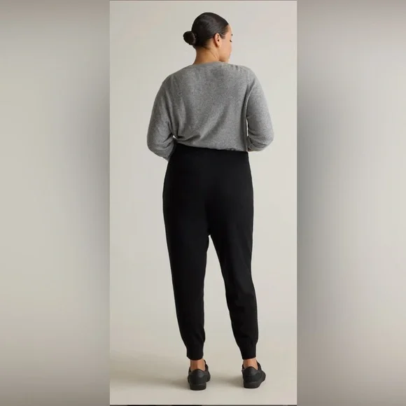 NWT Quince CASHMERE Black Jogger Pants - Picture 2 of 9